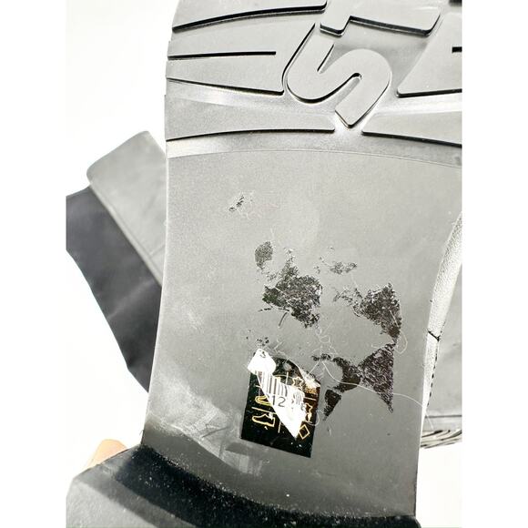 Stuart Weitzman Lynelle Black Leather & Neoprene Over-the-Knee Boots 7 - Picture 6 of 6